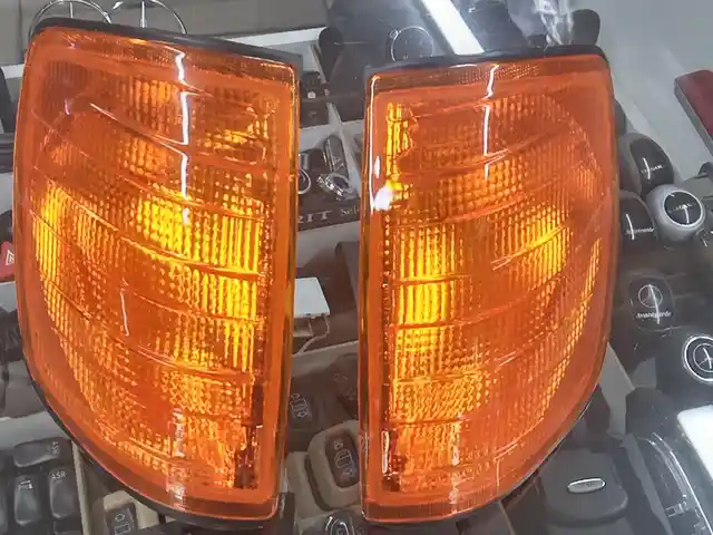 Поворотники от Mercedes-Benzes W124, Хуҷанд