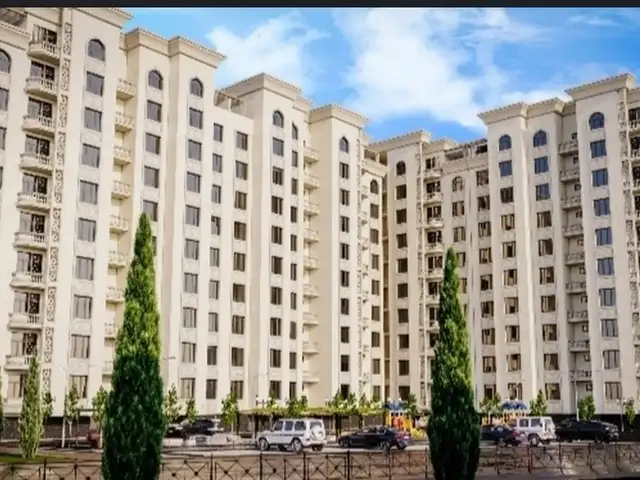 2-комн. квартира, 3 этаж, 65 м², 12, Худжанд