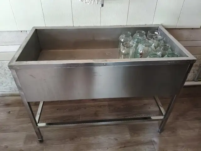 Мойка из нержавеющей стали, Душанбе