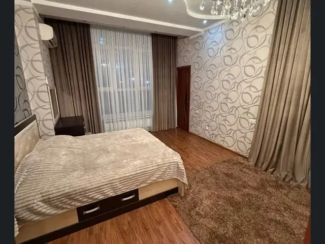 2-комн. квартира, 2 этаж, 101м², Сомони, ОВИР, назди Ашан, рубаруи парки А. Навои, Душанбе