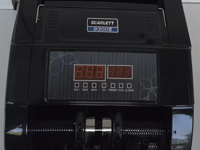 Счетчик денег Scarlett 9300, Душанбе - 2
