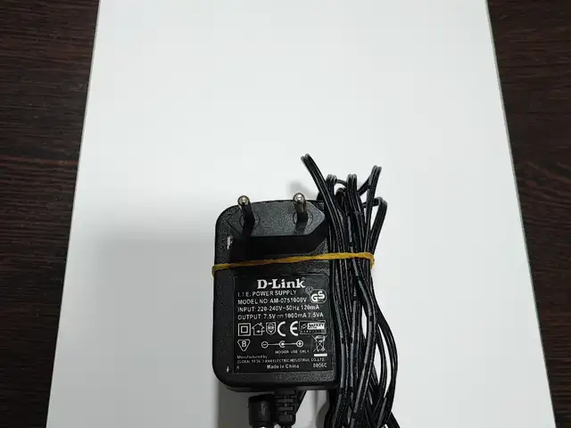 Блок питания D Link AM-0751000V 7.5v 1A, Хуҷанд