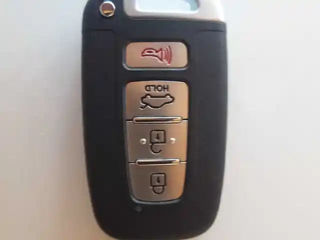 Ключ рыбка Hyundai, Худжанд