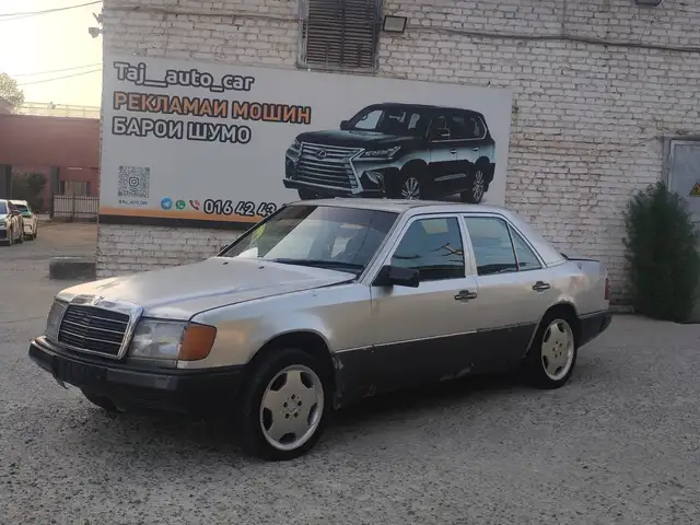 Mercedes-Benz W124