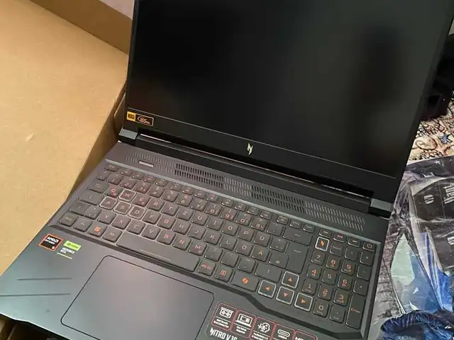 Ноутбук Acer Nitro V16 Ryzen 5 8645HS RTX 4050 6GB 16GB DDR5 SSD 1TB 165Hz, Душанбе
