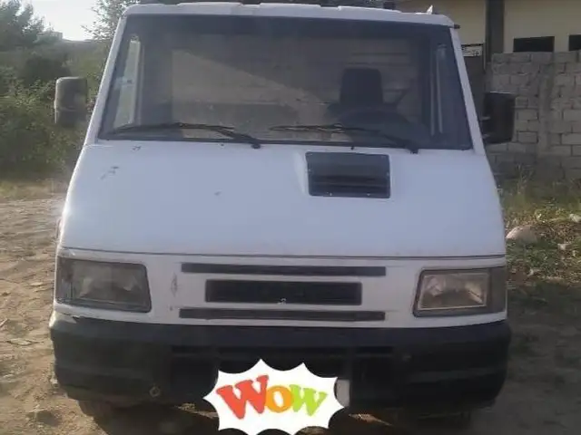 Бортовой автомобиль Iveco Daily, 2000, Душанбе