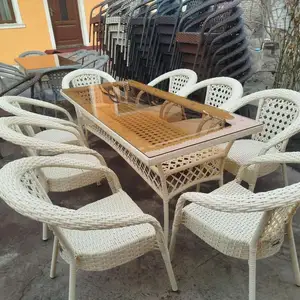 Стол и стулья, Душанбе