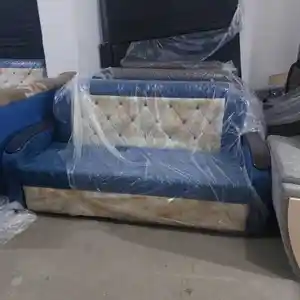 Диван, Душанбе