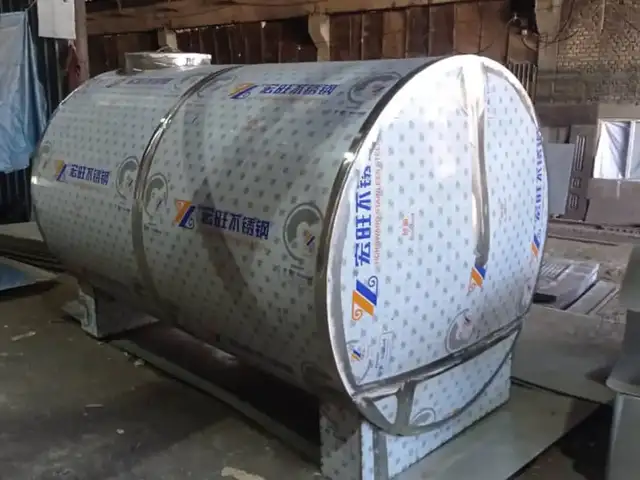Бочка из нержавейющей стали 5000л. т/с2.1мм, Душанбе