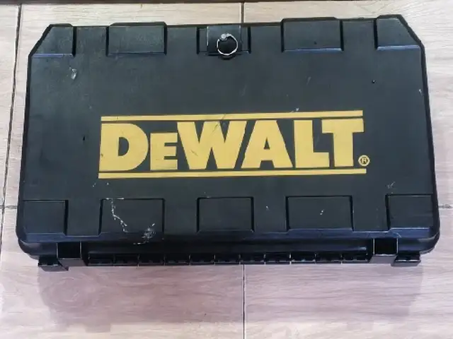 Ящик для инструментов DeWalt, Душанбе