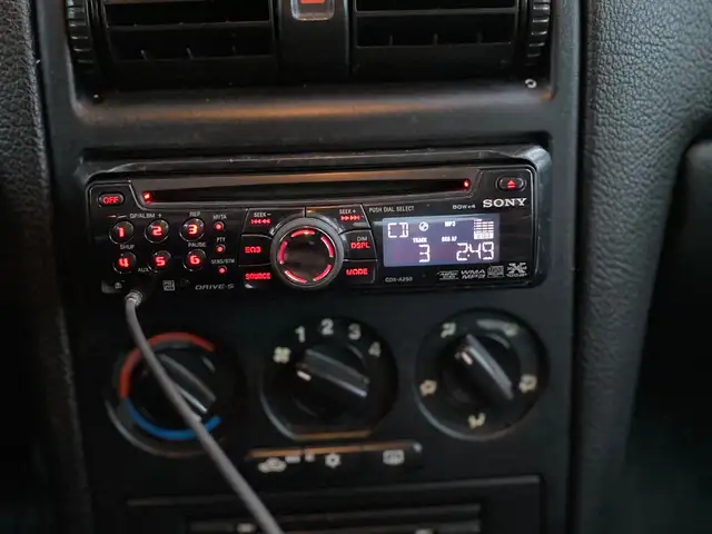Автомагнитола Sony CDX-A250 Xplod, Худжанд