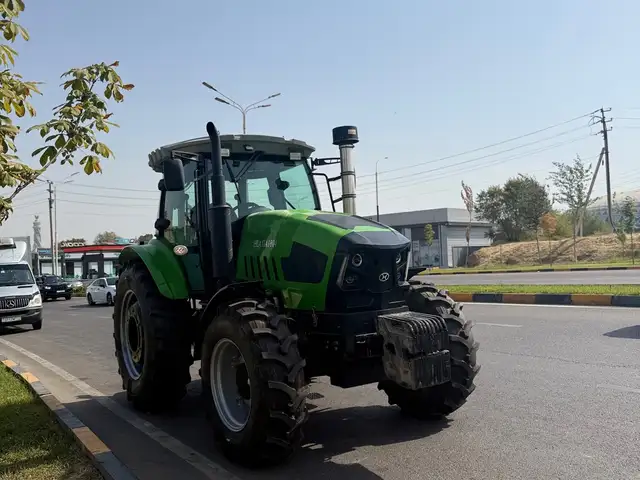 Трактор Huaxia 1404, Душанбе