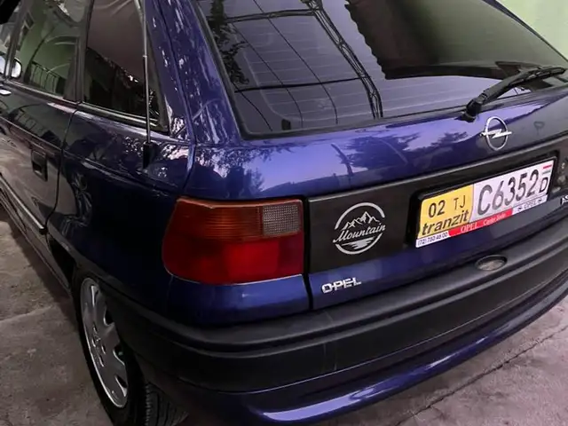 Opel Astra F