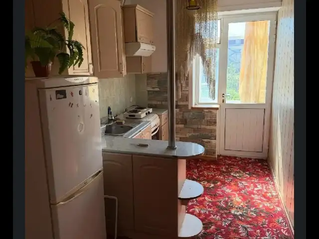 3-комн. квартира, 3 этаж, 75м², 28 микрорайон, Худжанд