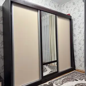 Шифоньер купе, Худжанд
