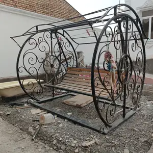 Качели, Хуҷанд