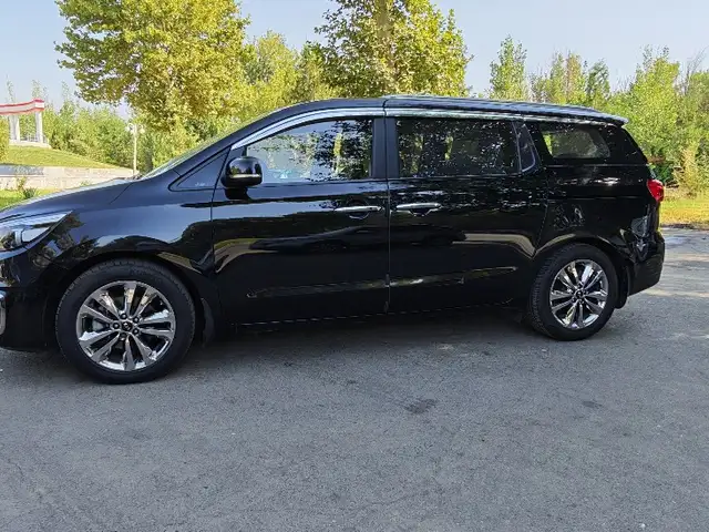 Kia Carnival, 2015, Турсунзаде - 2