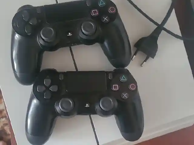 Игровая приставка Sony PlayStation 4 6.00, Худжанд
