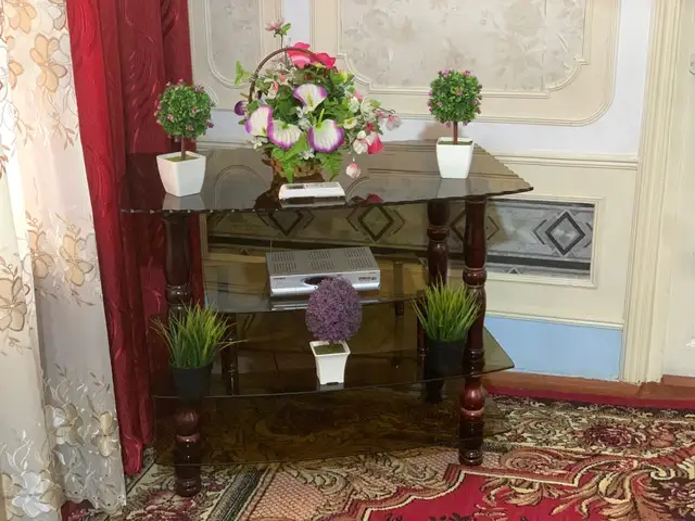 Подставка для телевизора, Худжанд