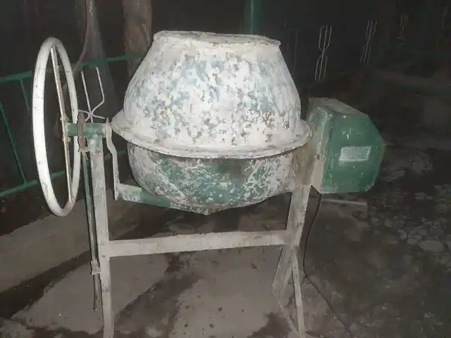 Бетонмешалка, Душанбе