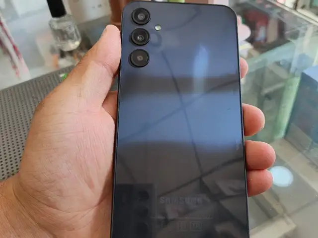Samsung galaxy A24, Исфара
