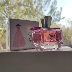 Парфюм Pink Dress, Душанбе