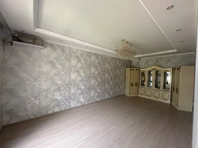1 этажн. 6-комн. дом, 3 сотки, 30 мкр, Хуҷанд