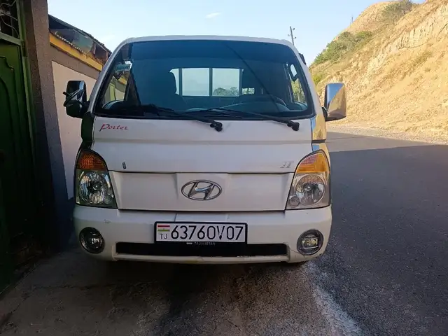 Бортовой автомобиль Hyundai Porter, 2005, Душанбе