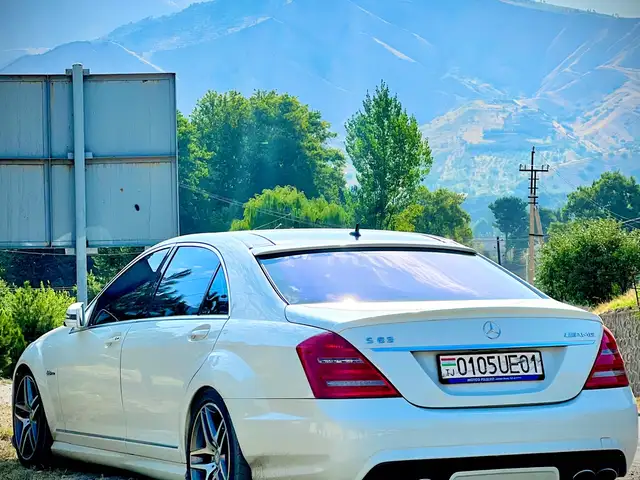 Mercedes-Benz S class