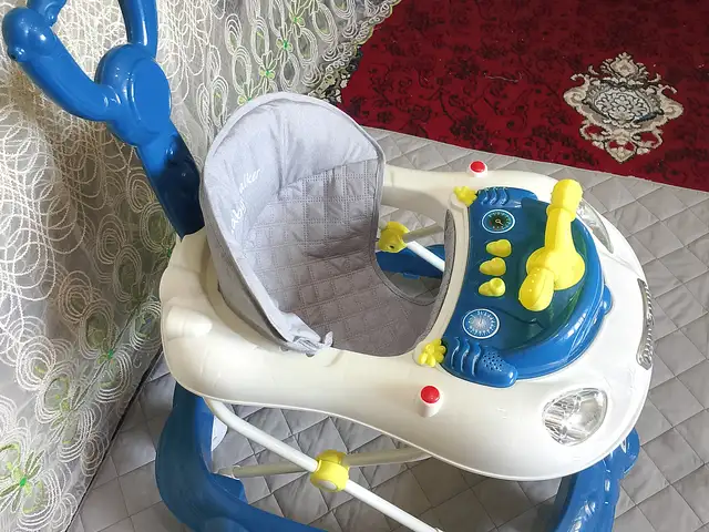 Ходунок Baby walker, Ҳамадонӣ