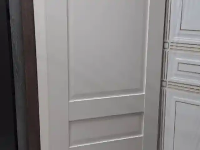 Дверь, Душанбе