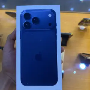 Apple iPhone 17 Pro Max, 256 gb, Deep Blue, Худжанд