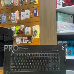 Клавиатура Logitech X TKL Lightspeed, Душанбе