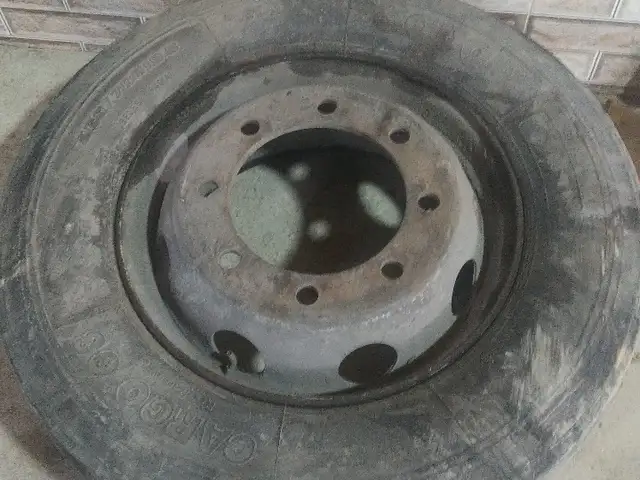 Шина и диск R19, Худжанд