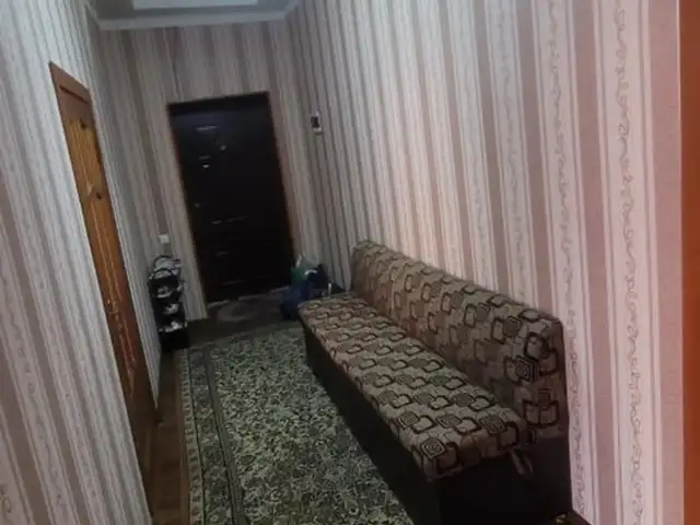 1-комн. квартира, 5 этаж, 70 м², 19 мкр, Худжанд