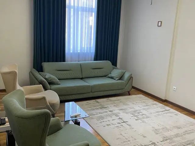 2-комн. квартира, 8 этаж, 68м², И.Сомони, Душанбе