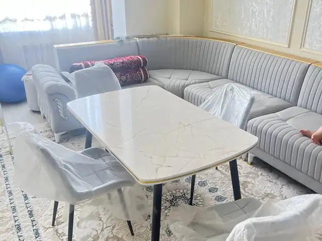 Стол с стульями, Душанбе