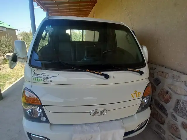 Бортовой автомобиль Hyundai Porter 2, 2015, Истаравшан