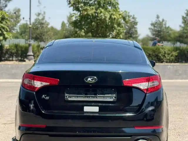 Kia K5, 2010, Душанбе - 5