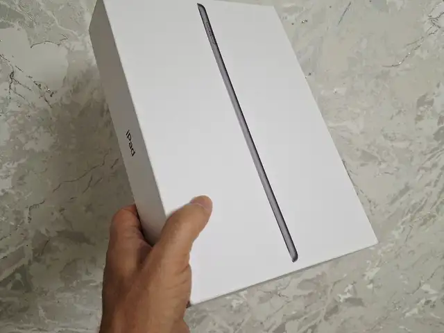 Планшет iPad 9, 64GB, Wi-Fi + Cellular, Душанбе