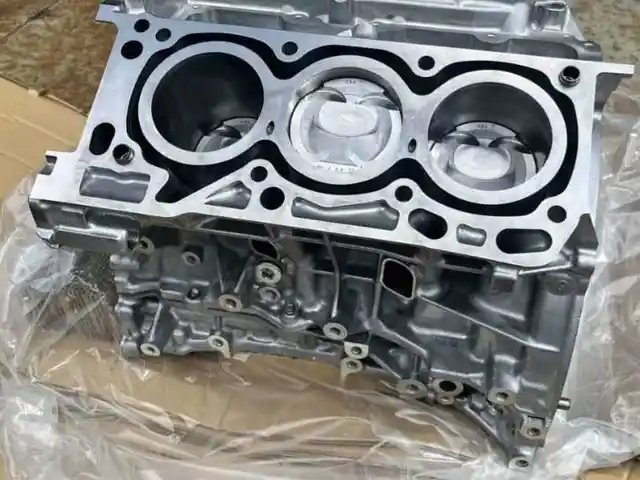 Нижняя часть двигателя от Land cruiser 300, Хуҷанд