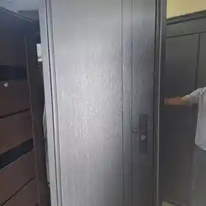 Железная дверь, Душанбе