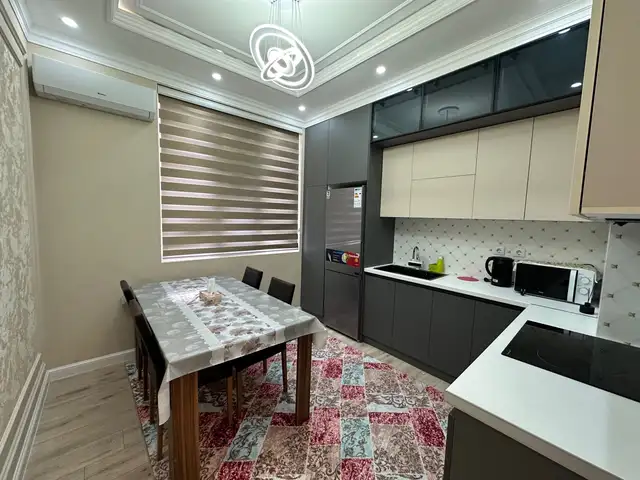 3-комн. квартира, 8 этаж, 110 м², 12 мкр, Худжанд - 10