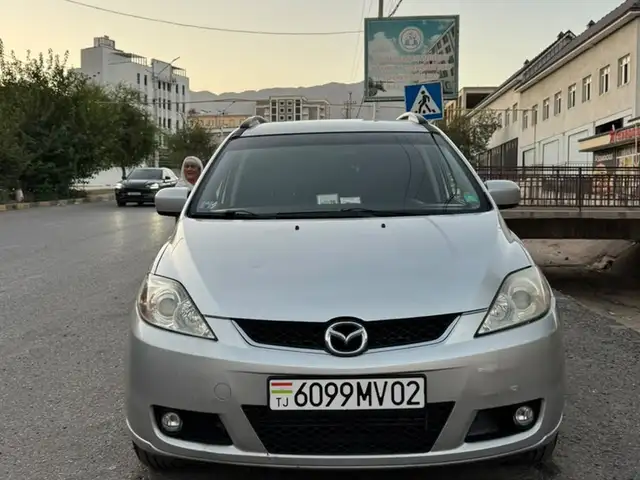 Mazda 5