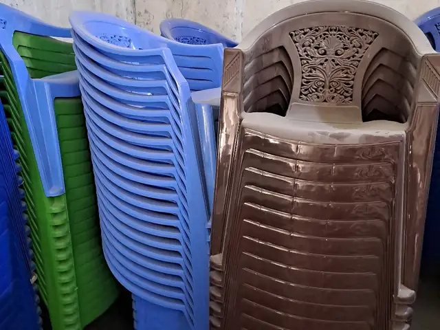 Стулья, Душанбе