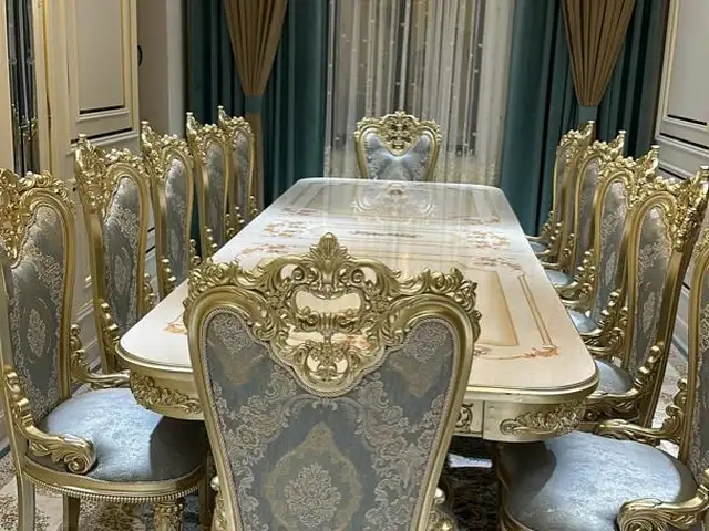 Стол и стулья, Душанбе