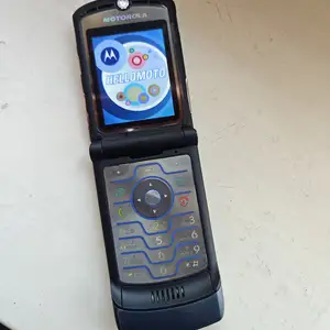 Motorola V3, Душанбе