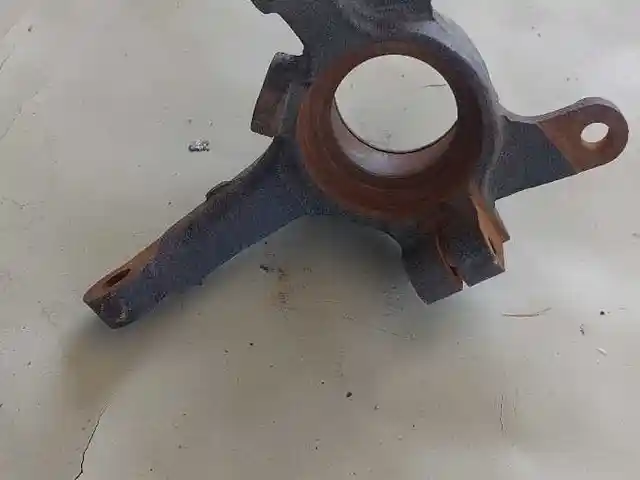 Кулак поворотный, Душанбе