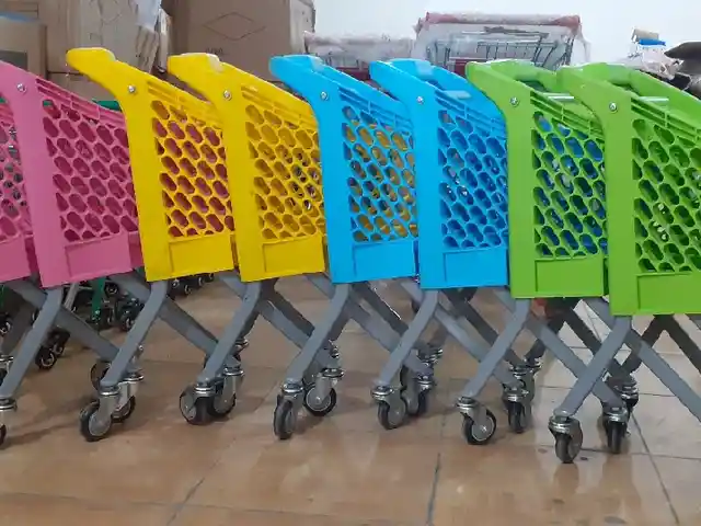 Детская тележка, Душанбе