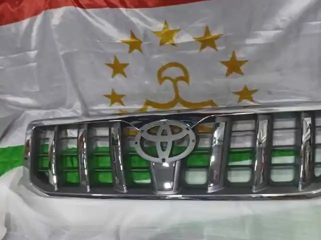 Облицовка от Toyota Land Cruiser Prado 2008, Душанбе